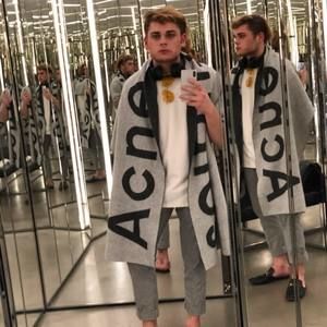 Meet your Posher, Andrew